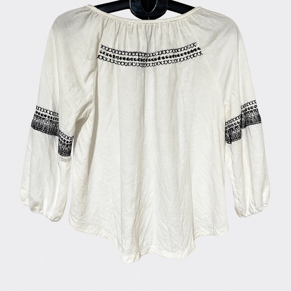 Boho Embroidered Peasant Top Size Small - Picture 2 of 4